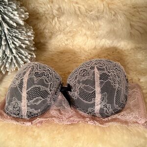 Elegant Lace Strapless Bra - Pink and Black